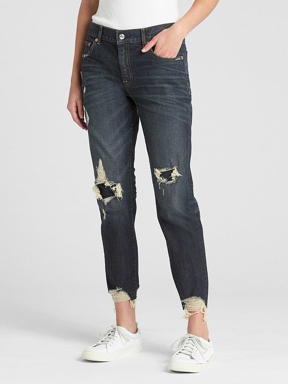 Mid Rise Girlfriend Jeans in Distressed