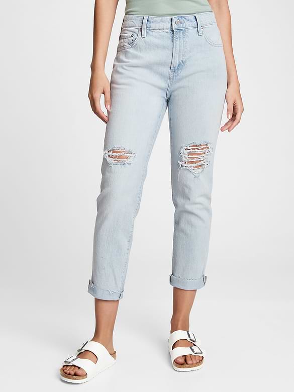 Mid Rise Universal Slim Boyfriend Jeans