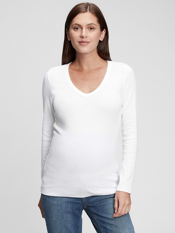 T-shirt à col en V moderne de Maternité