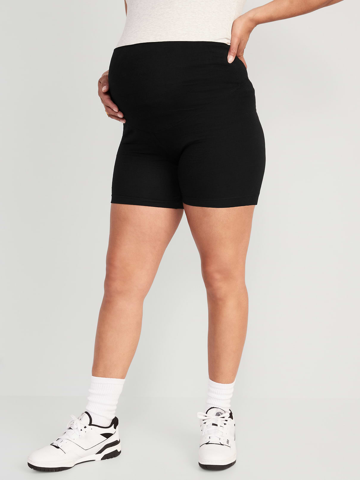 L'image numéro 3 présente Ensemble de maternité 3 pièces avec legging, capri et cuissard à panneau complet.