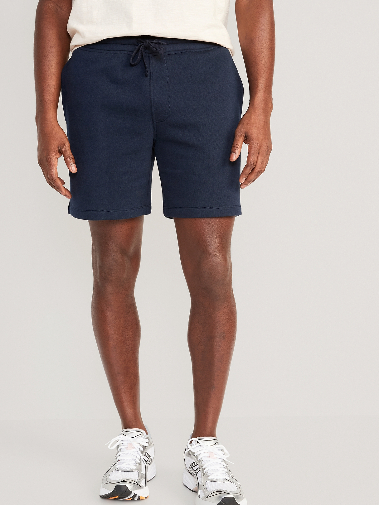 Garment-Washed Fleece Sweat Shorts -- 7-inch inseam | Old Navy