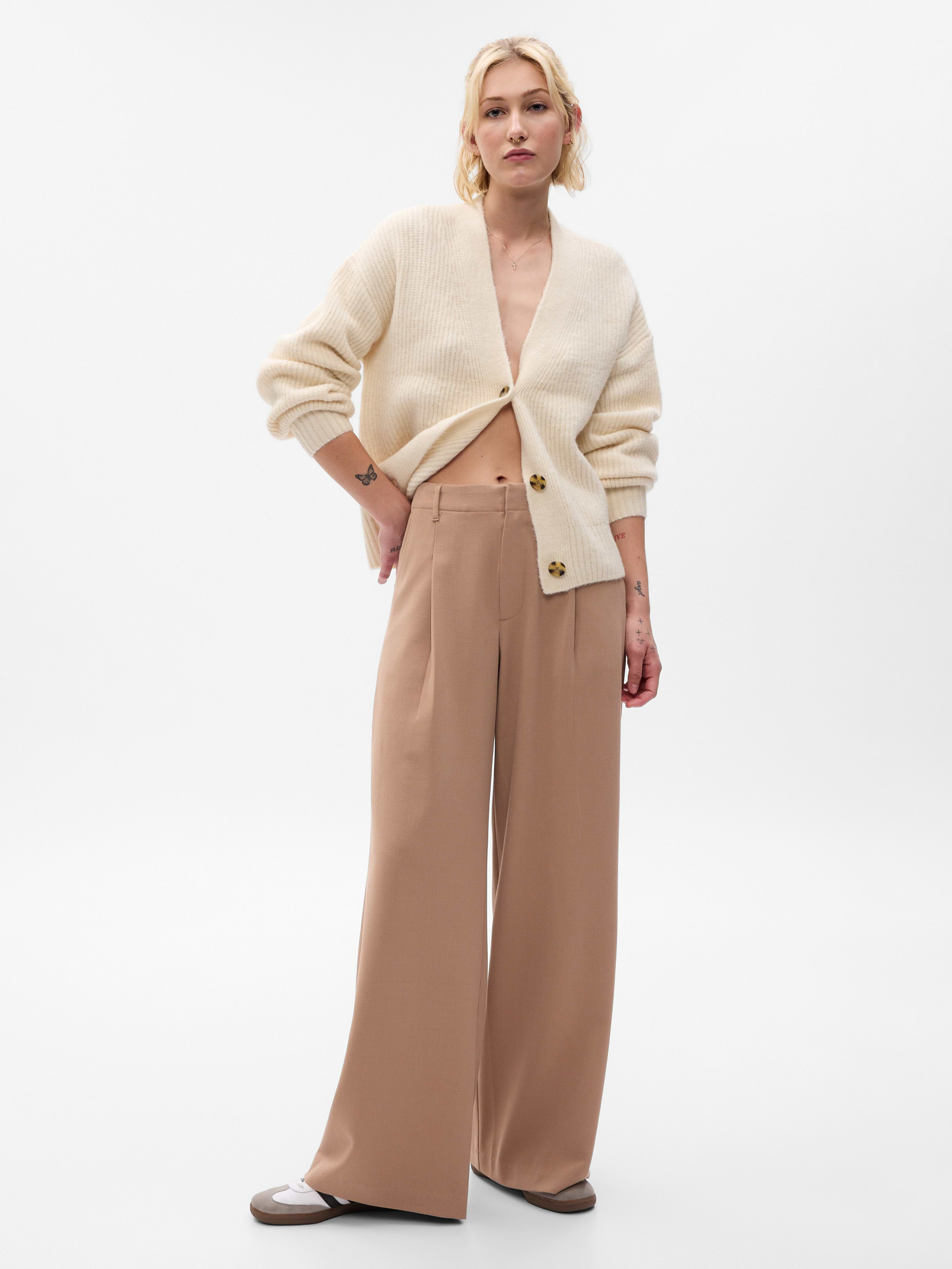 cn53830592.png?width=1500