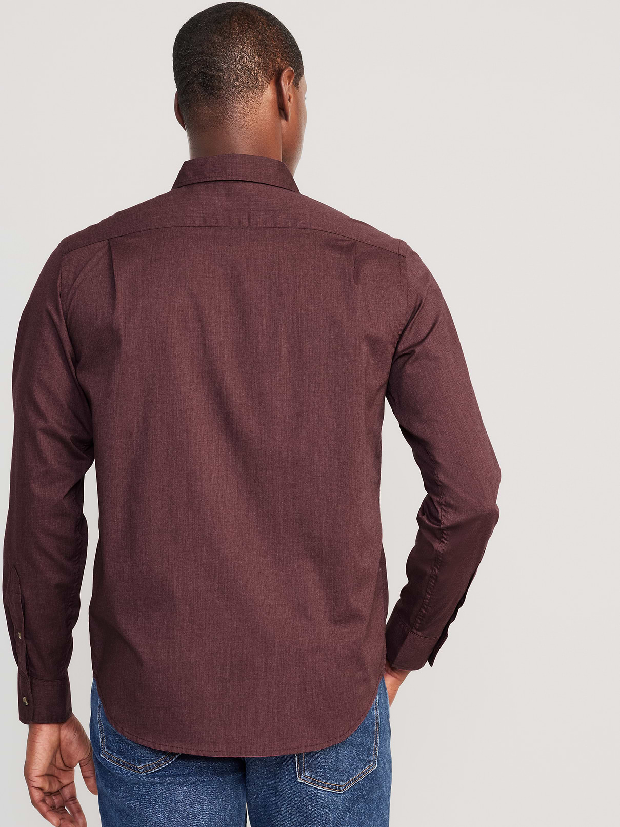 L'image numéro 2 présente Chemise passe-partout à Extensibilité intégrée, coupe standard pour Homme