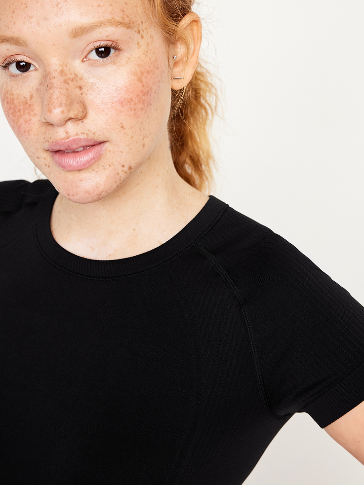 Image number 4 showing, Fluid Seamless Fitted T-Shirt