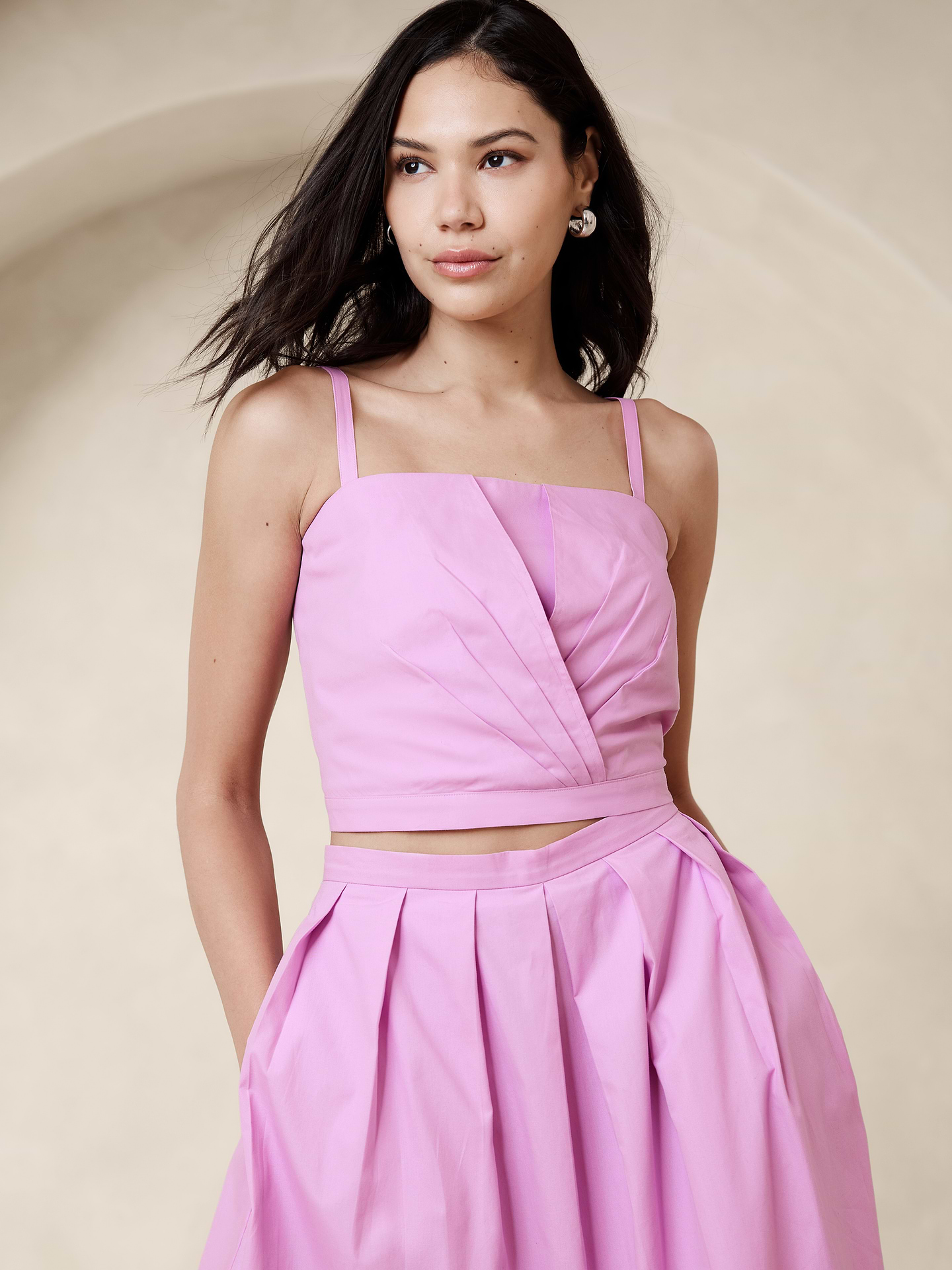 Image number 1 showing, Cross-Front Cropped Top