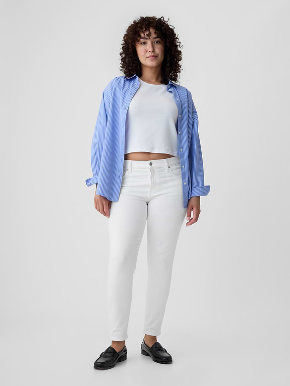 Mid Rise True Skinny Jeans