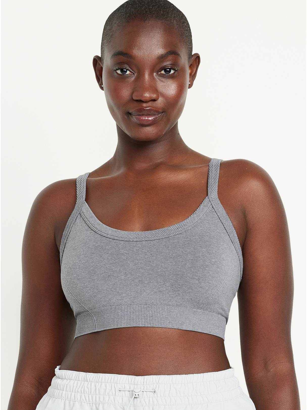 Light Support Fluid Seamless Ribbed Sports Bra | Old Navy