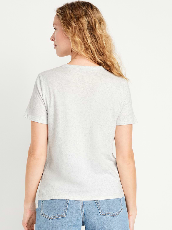 EveryWear Logo Graphic T-Shirt