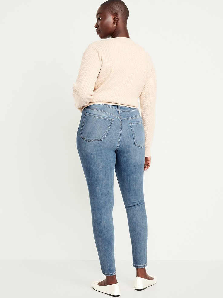 L'image numéro 7 présente Jean Rockstar super ajusté à taille haute