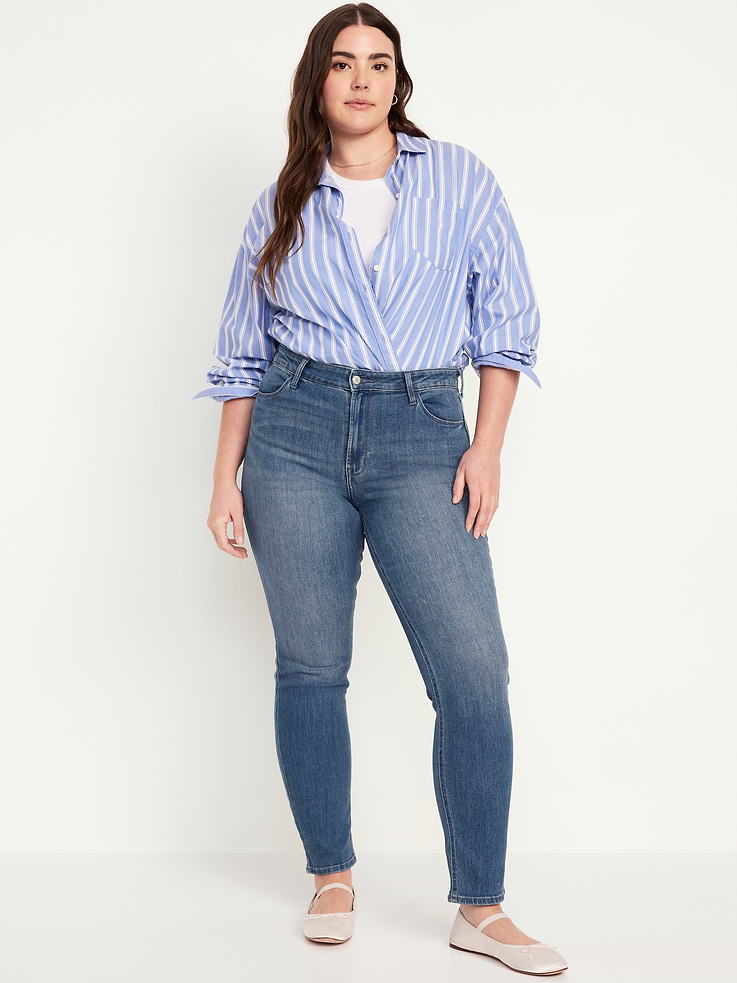 Image number 6 showing, High-Waisted Wow Straight Ankle Jeans