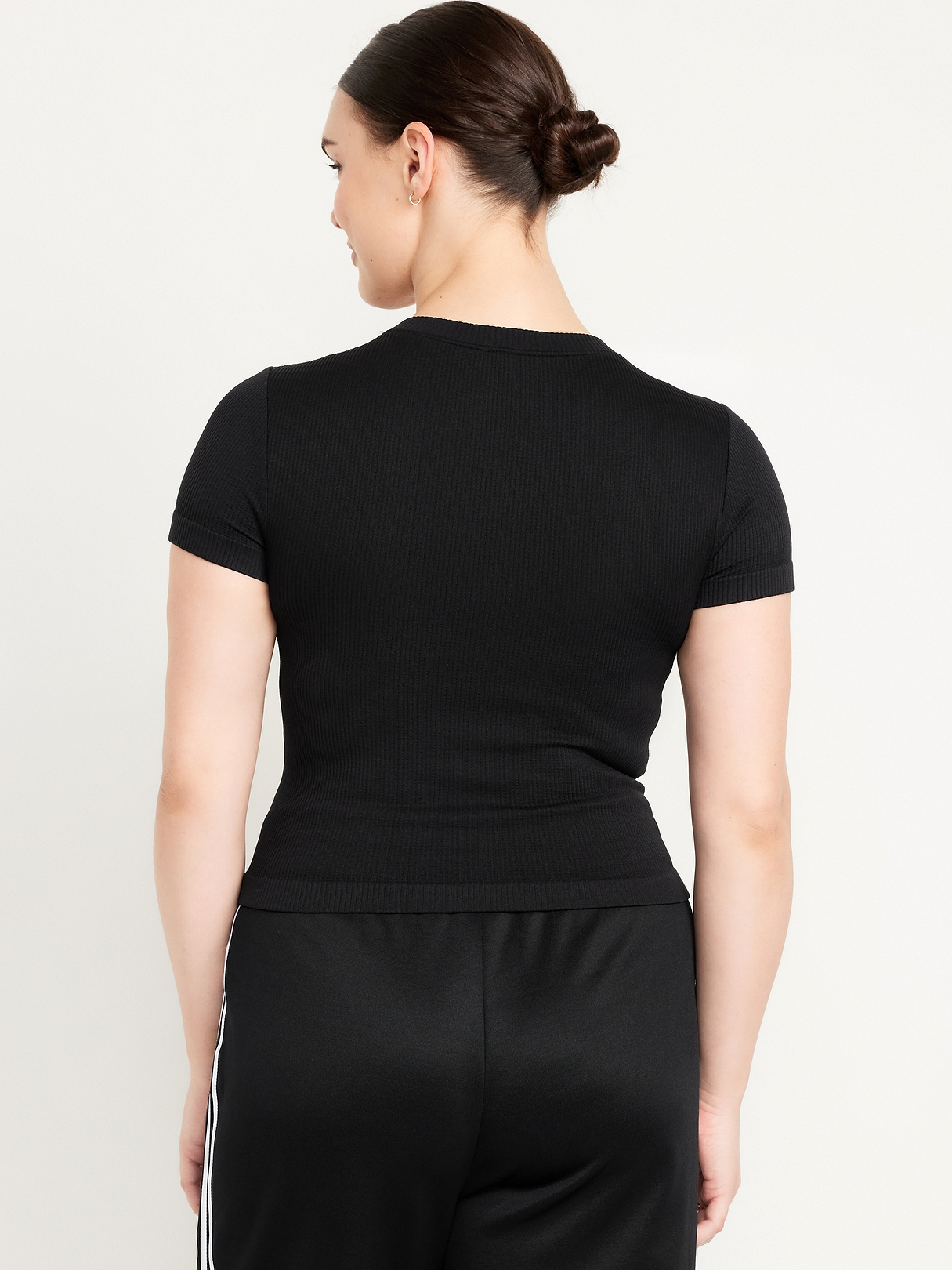 Exhale Seamless Fitted Rib T-Shirt | Old Navy