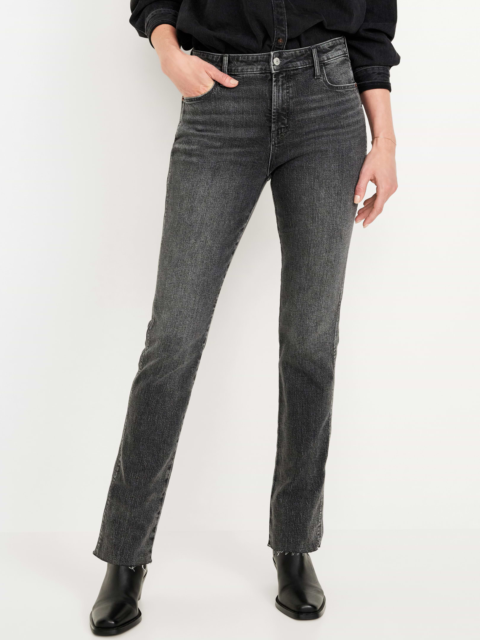 L'image numéro 2 présente Jean étroit vintage à taille haute