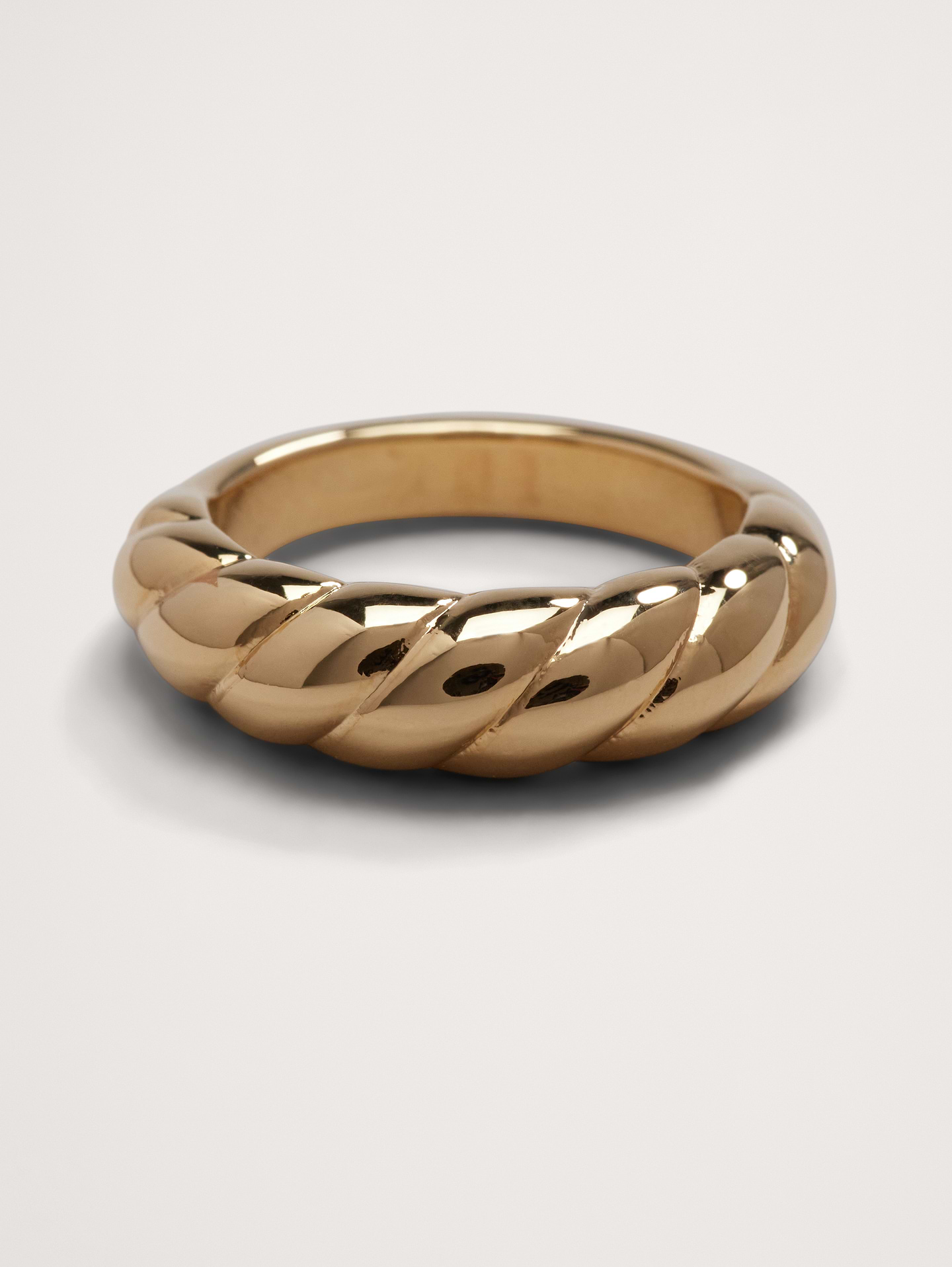 Image number 1 showing, Ravena Scallop Ring by Aureus + Argent