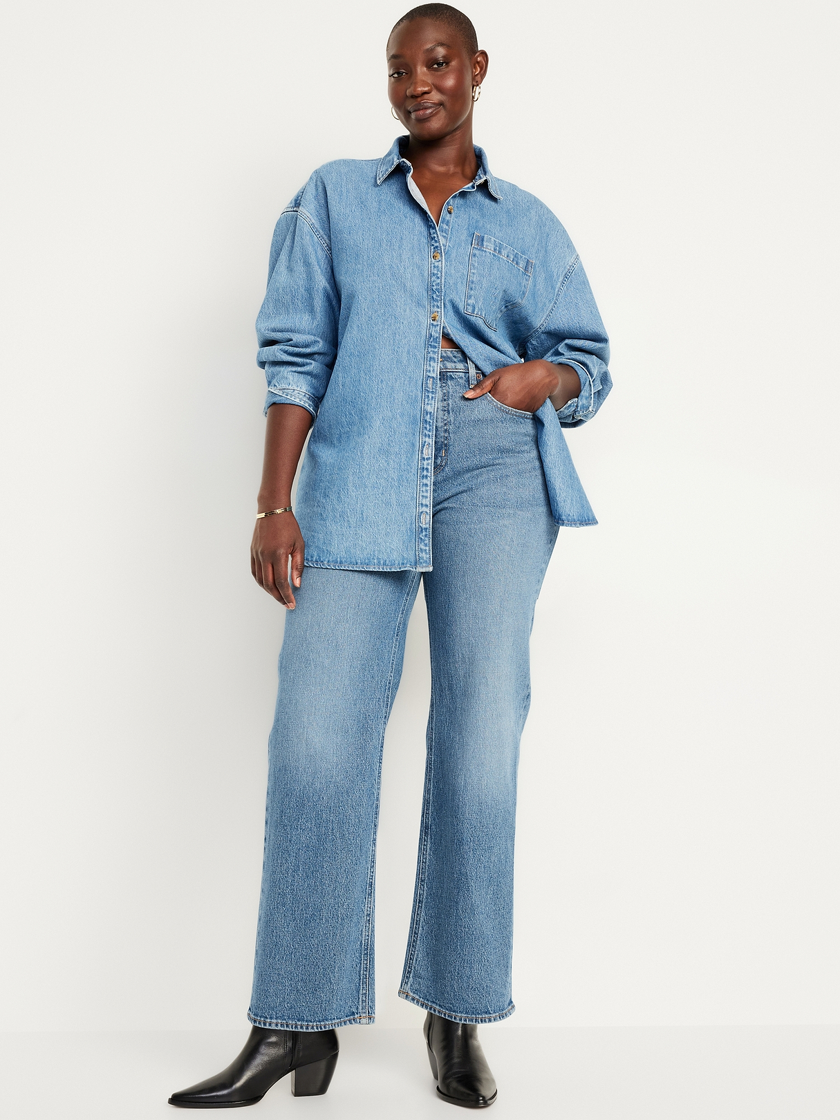 Curvy Extra High-Waisted Wide-Leg Jeans | Old Navy