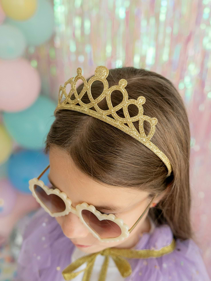 Image number 2 showing, Sweet Wink Tiara Headband