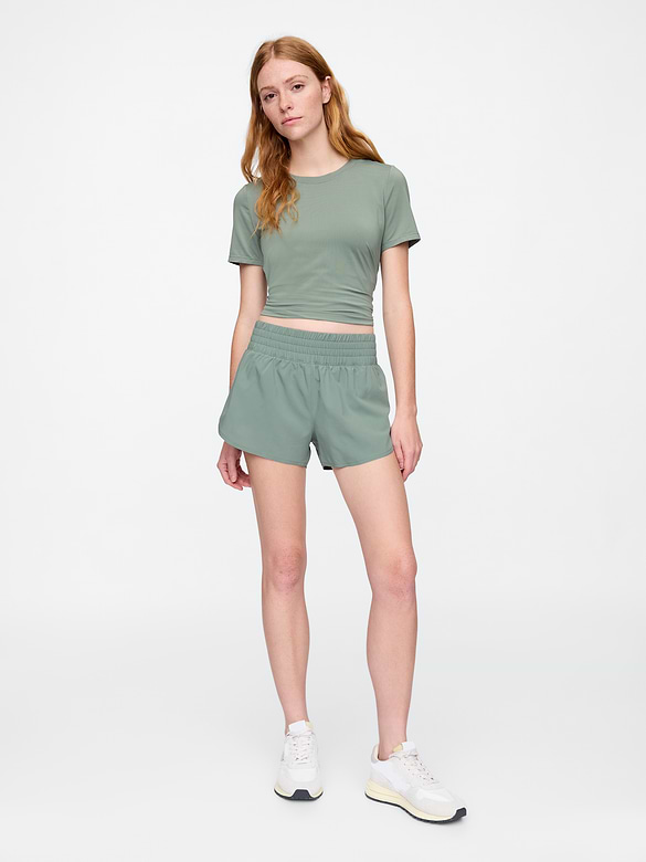 GapFit 3" Mid Rise Runaround Shorts