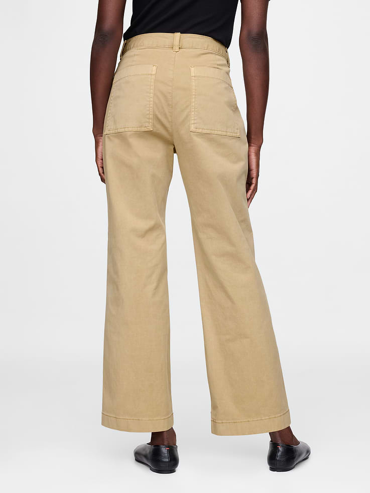 L'image numéro 4 présente Kaki sportif à taille haute à jambe large longueur cheville