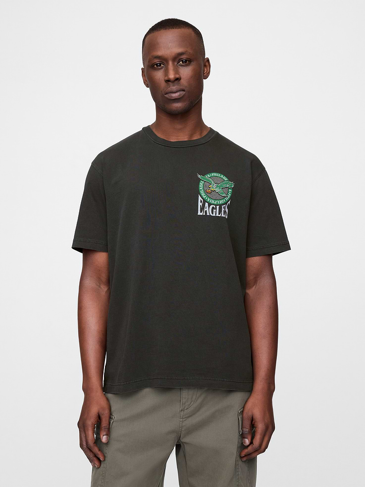Image 1 of 7, Soft cotton-blend graphic T-shirt., Crewneck., Short sleeves., NFL Philadelphia Eagles graphic at front., Product #687123