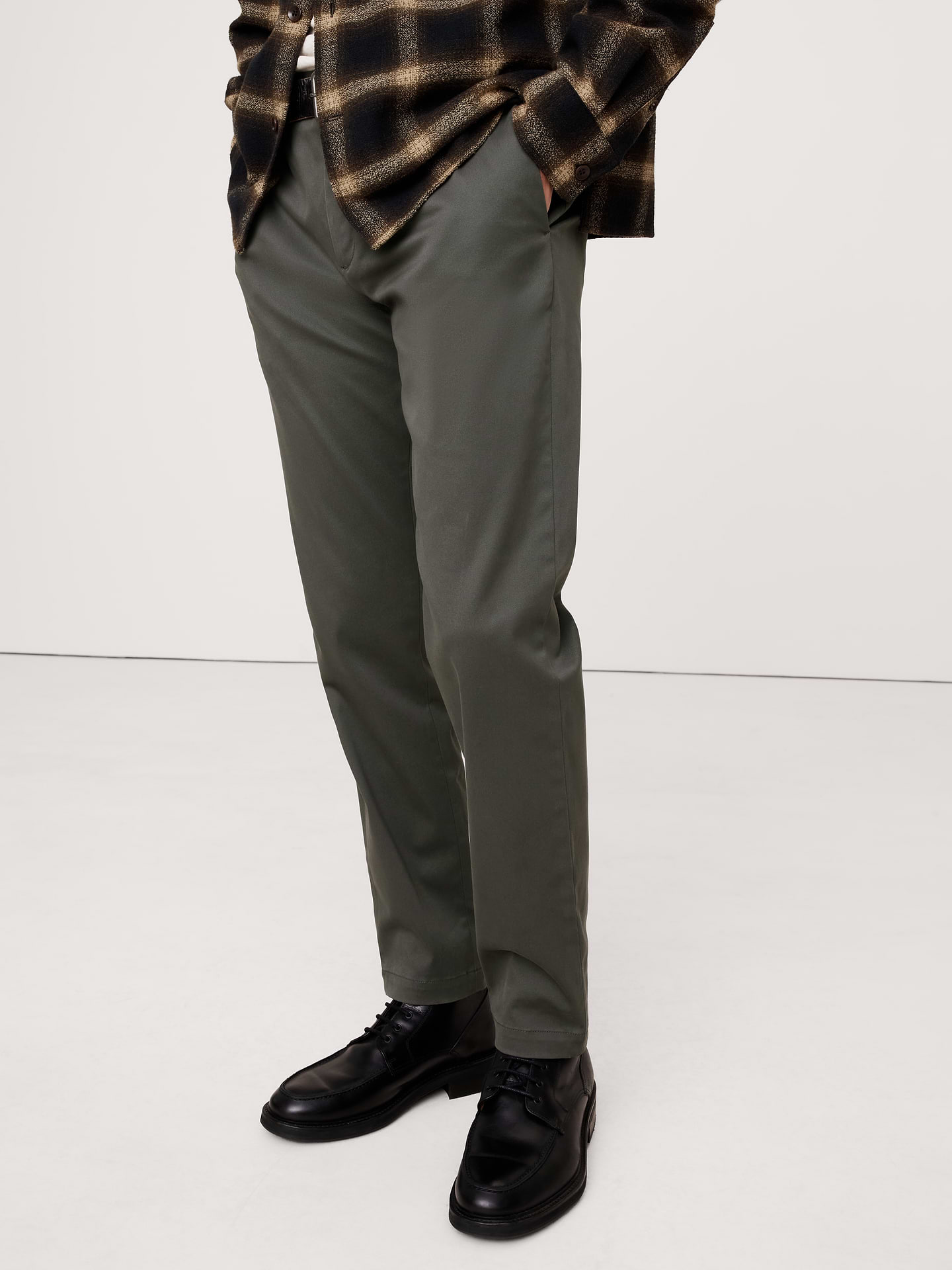 Image number 8 showing, Athletic Rapid Movement Chino