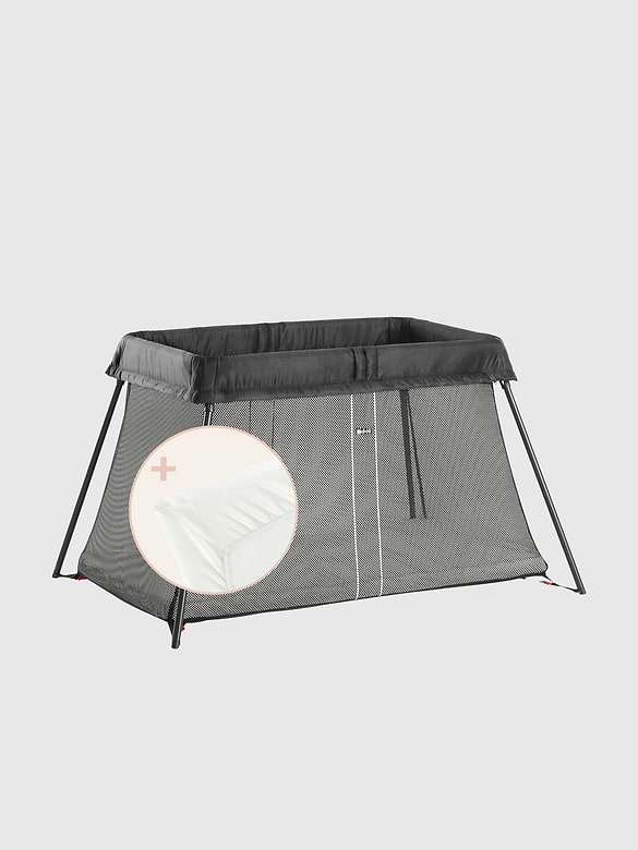 BabyBjorn Travel Crib Light and Fitted Sheet Bundle Pack