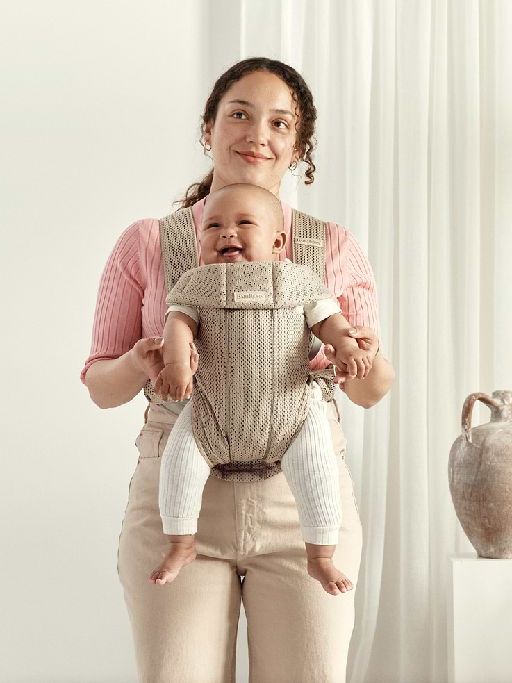 Image number 4 showing, BabyBjorn Baby 3D Mesh Mini Carrier