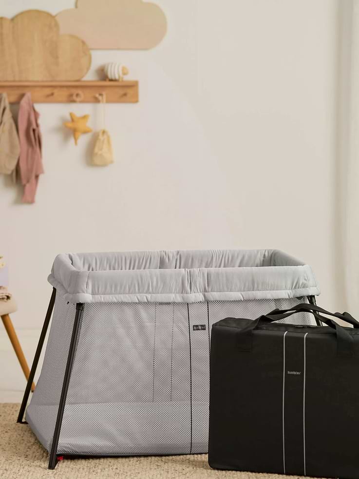 Image number 2 showing, BabyBjorn Travel Crib Light and Fitted Sheet Bundle Pack