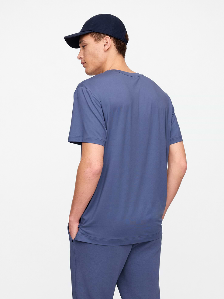 Image number 2 showing, Relaxed GapFit T-Shirt