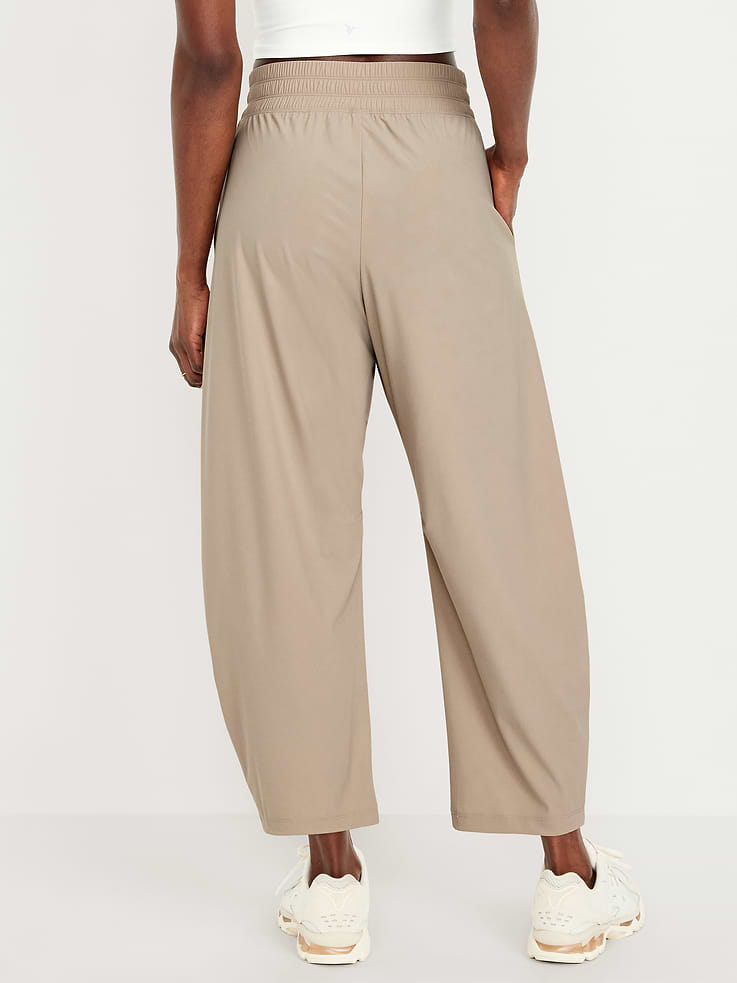 L'image numéro 2 présente Pantalon Tech Élégant coupe baril à taille haute longueur cheville