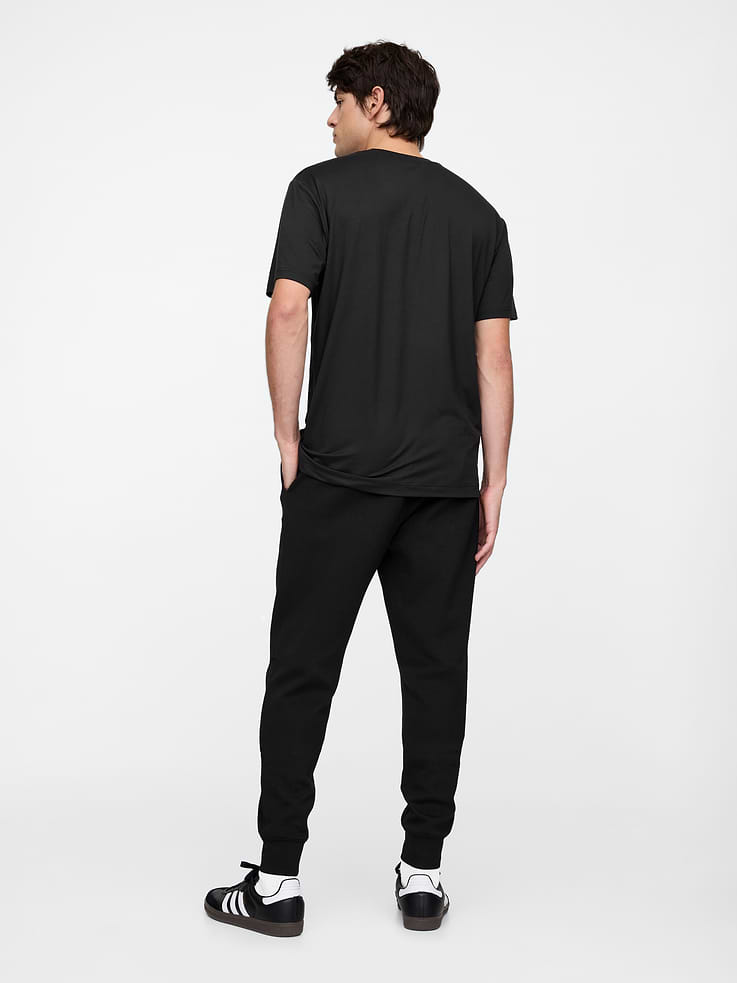 Image number 2 showing, GapFit Performance Joggers