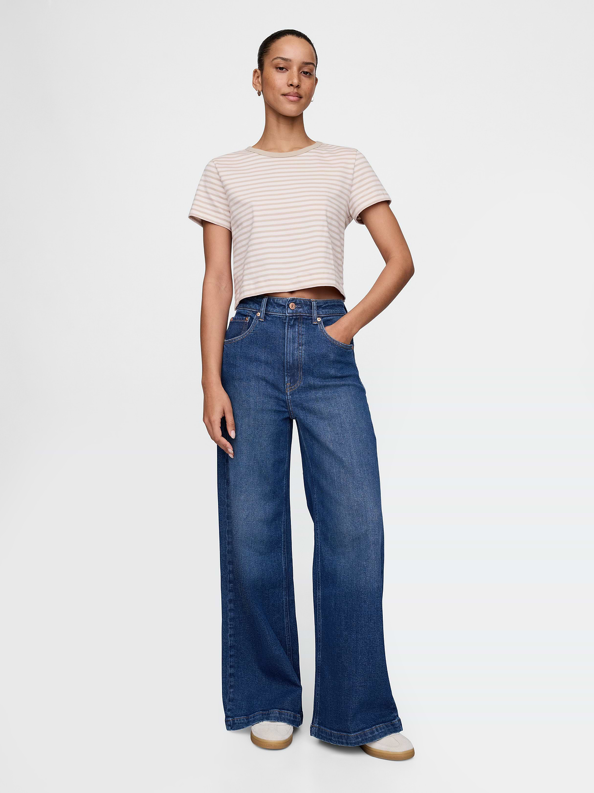 Extra High Rise Stride Wide-Leg Jeans - Medium indigo by Gap