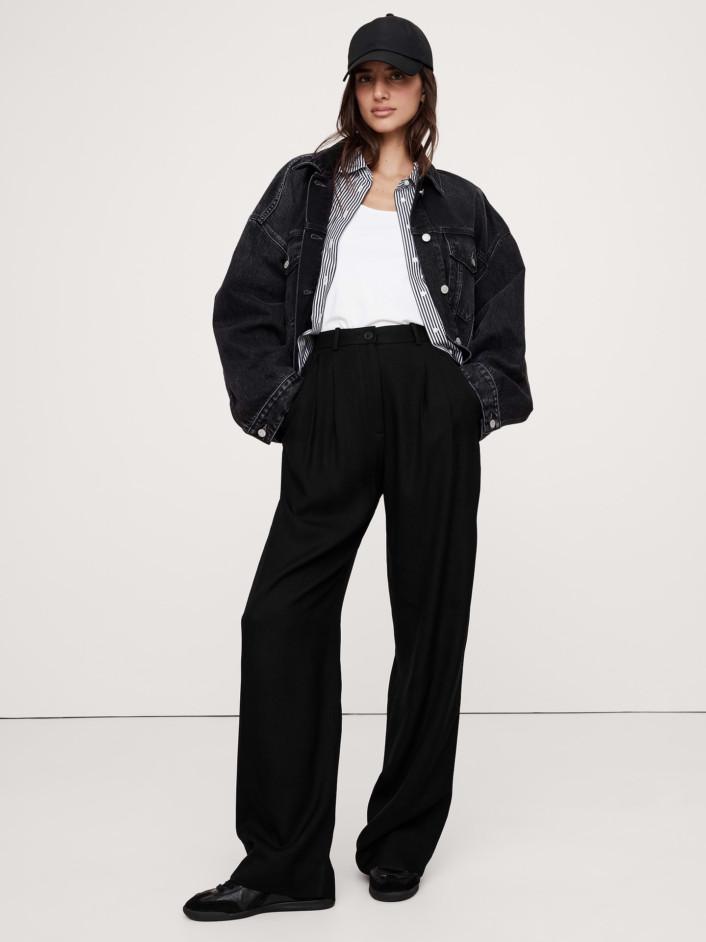 Image number 1 showing, The Soho Wide-Leg Pant in Drapey Twill