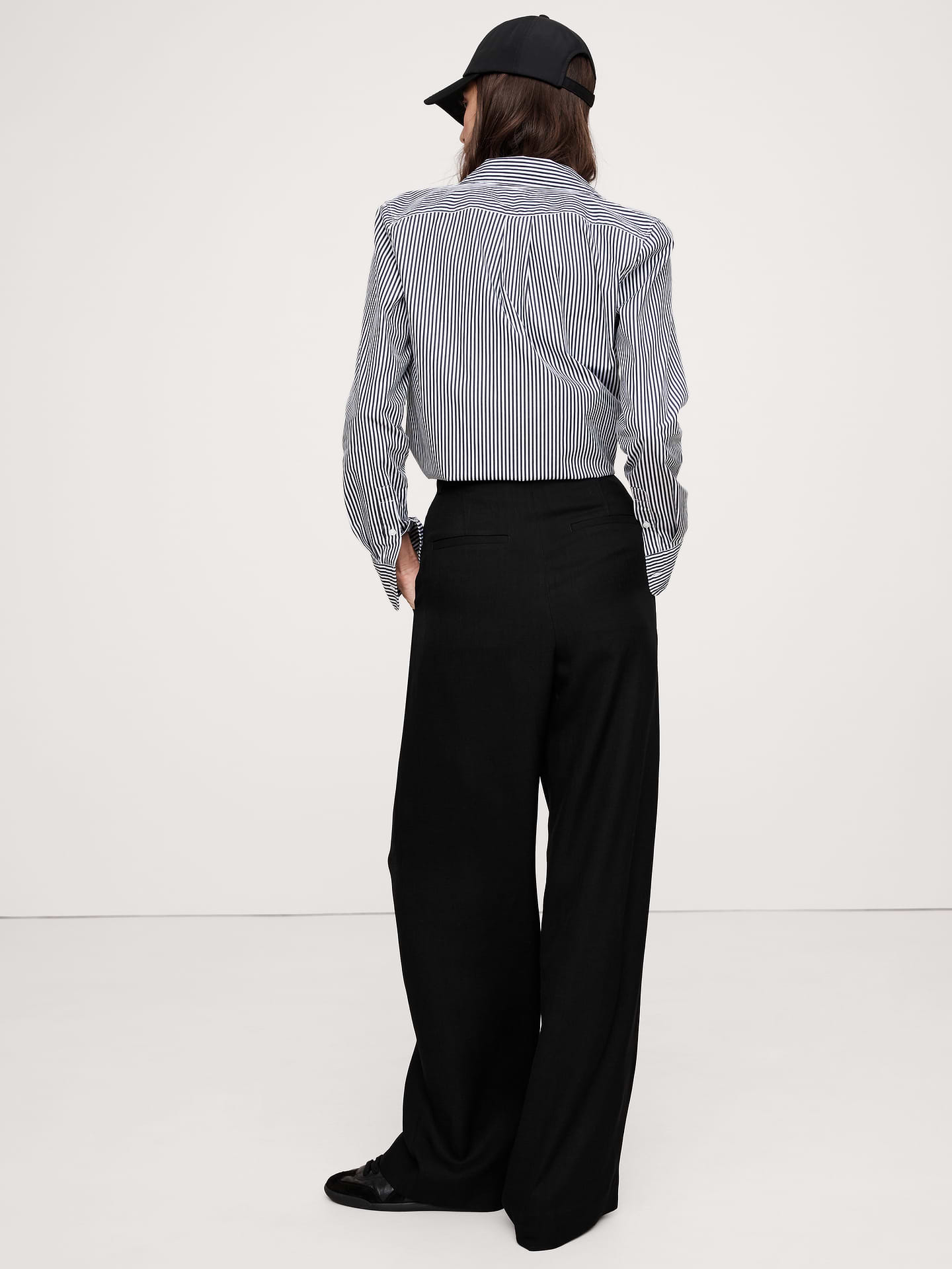 Image number 3 showing, The Soho Wide-Leg Pant in Drapey Twill