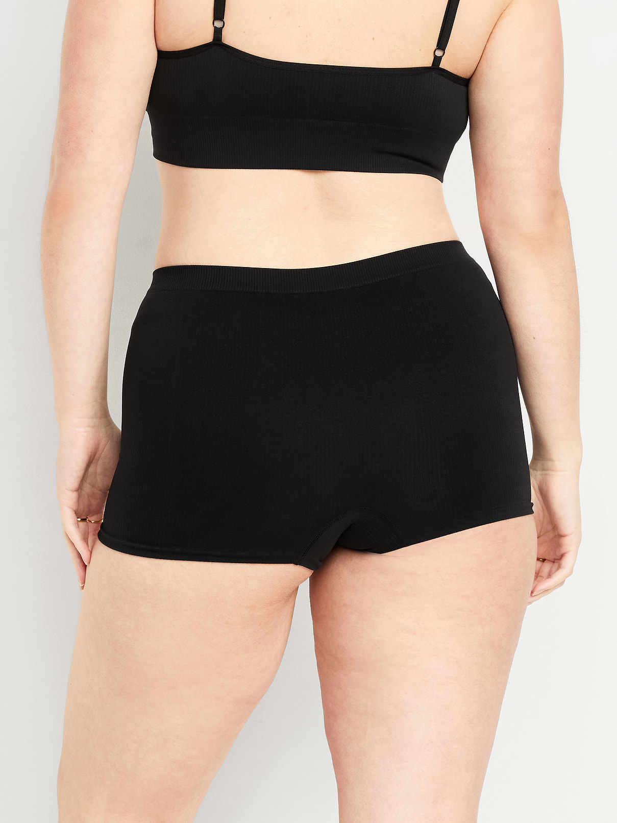 Image number 4 showing, Mid-Rise Seamless Ribbed Boyshort Underwear