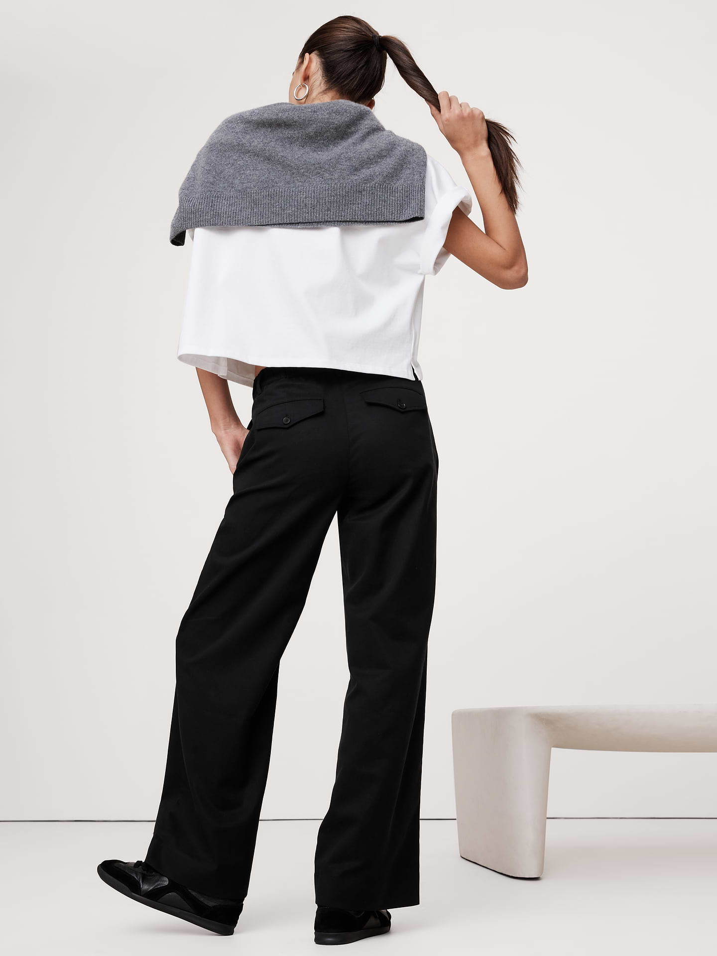 L'image numéro 5 présente Le pantalon à jambe large de tous les jours