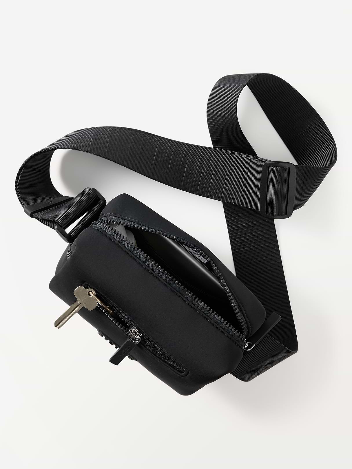 ATHLETA RO-698 ブラック ウェストポーチ Diem Crossbody Bag | Athleta