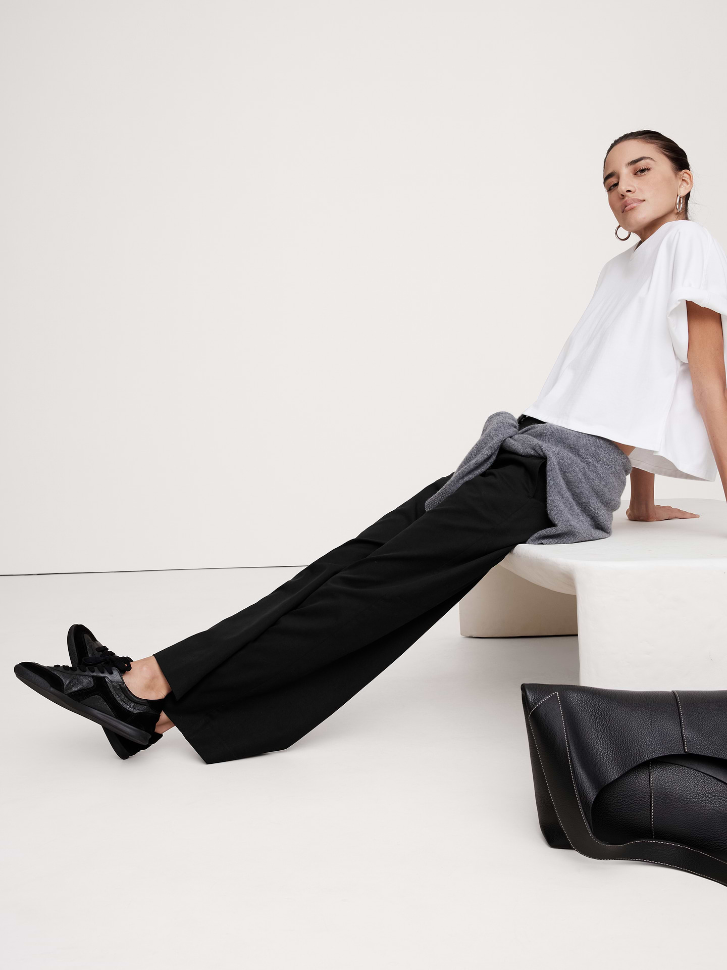 L'image numéro 6 présente Le pantalon à jambe large de tous les jours