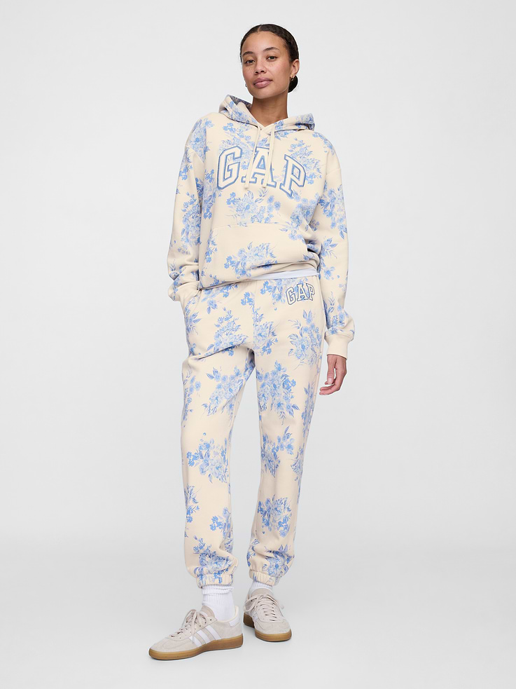 Image 3 of 5, Gap Logo Hoodie