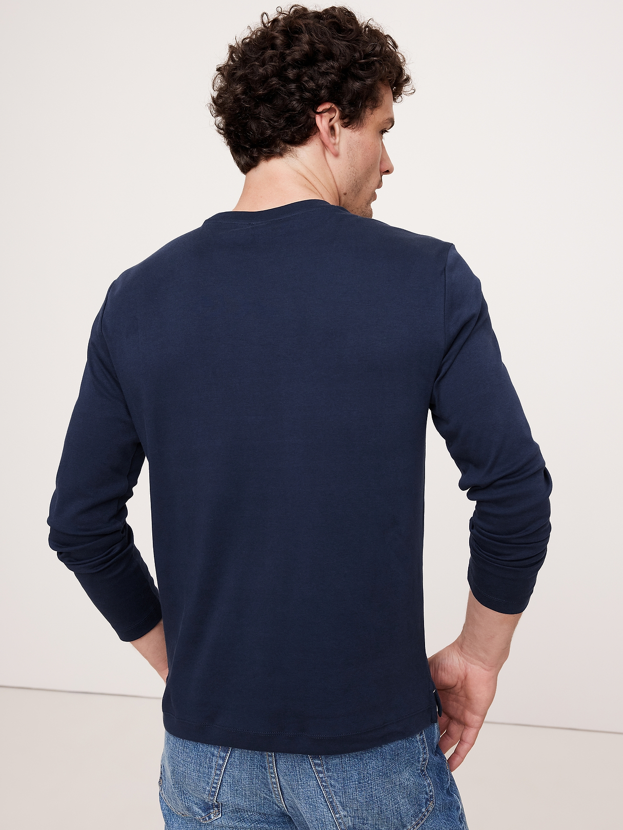 Luxury-Touch Long-Sleeve T-Shirt | Banana Republic