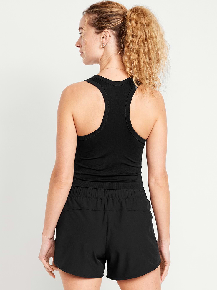 L'image numéro 2 présente Camisole courte ajustée Fluidité sans coutures