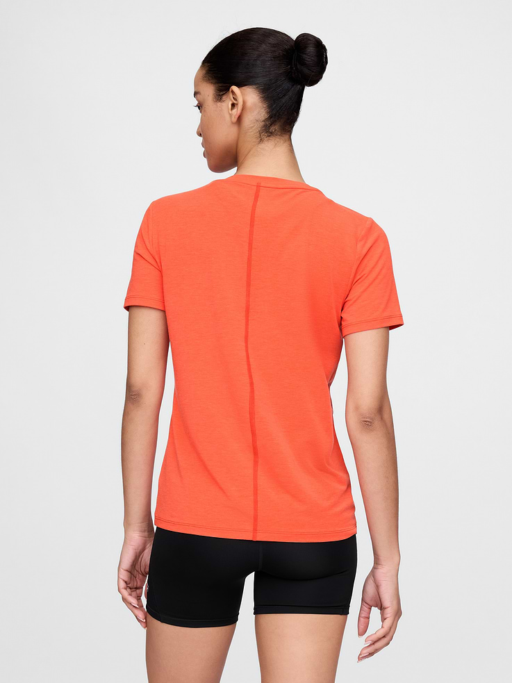 Image number 2 showing, GapFit Breathe T-Shirt