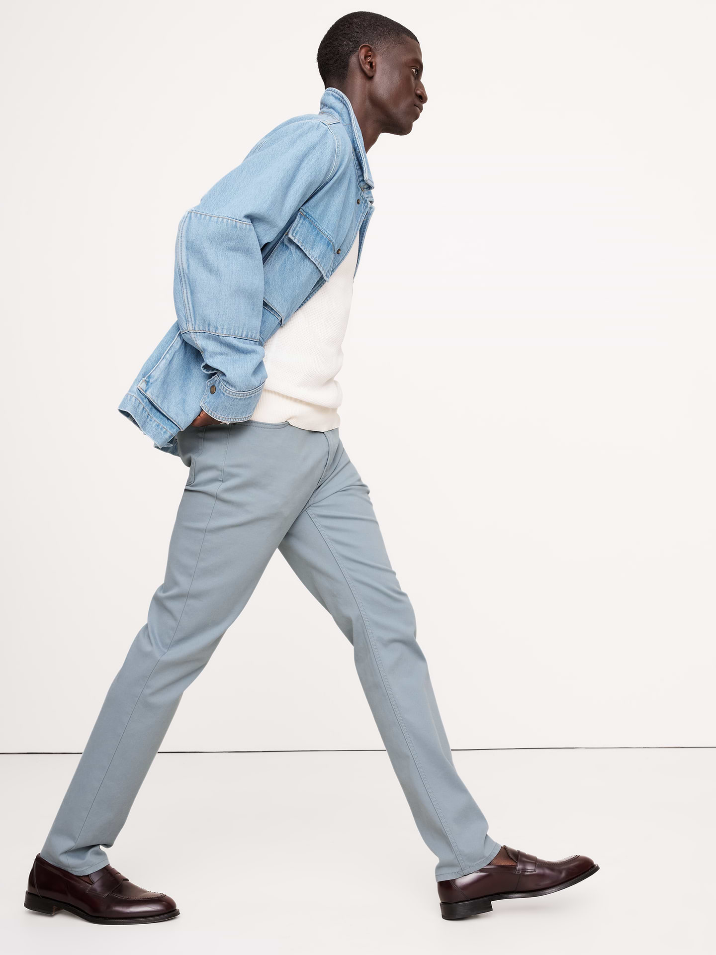 L'image numéro 3 présente Pantalon Voyageur étroit