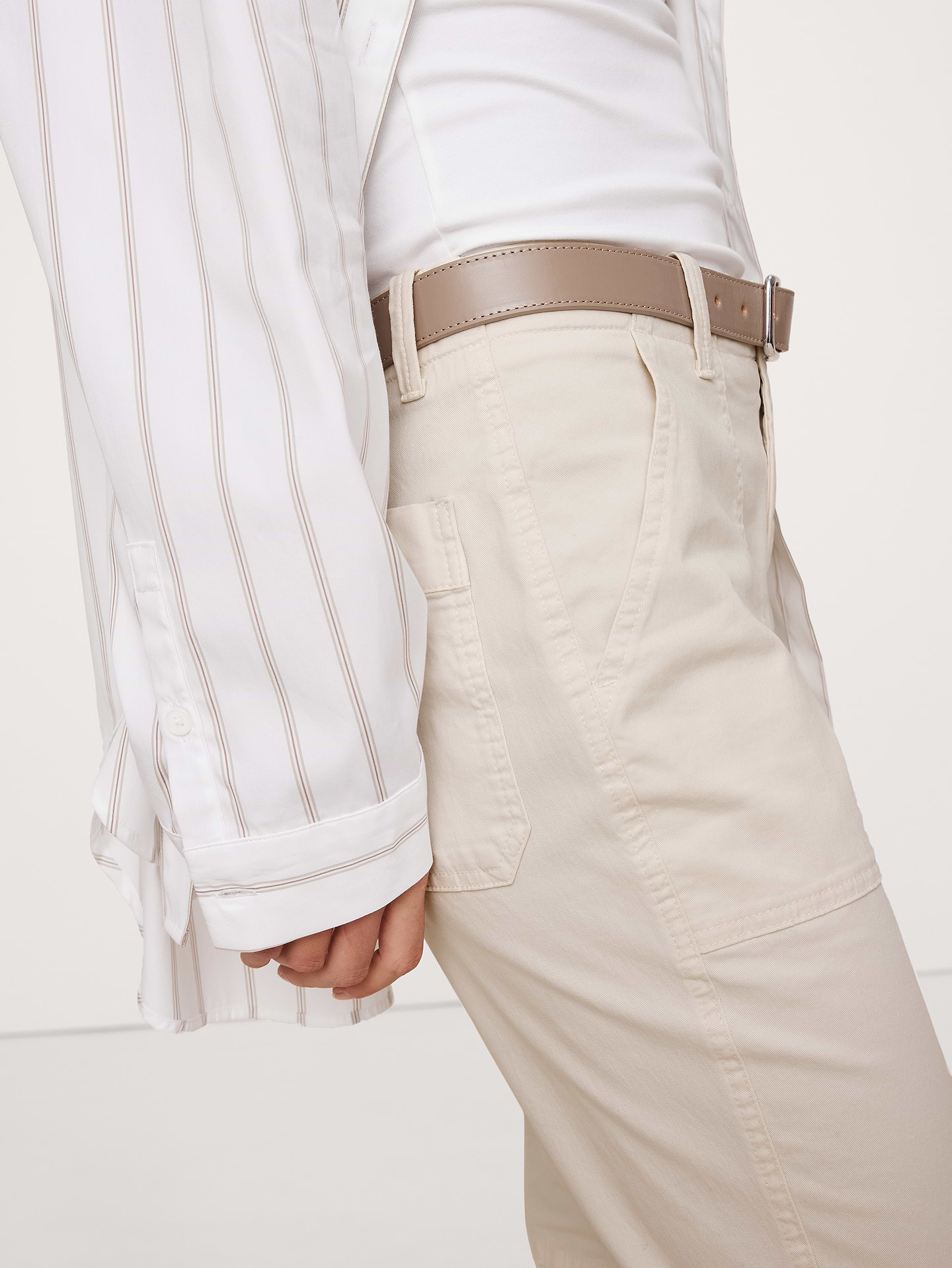 Image number 3 showing, Mid-Rise Slim Cargo Pant