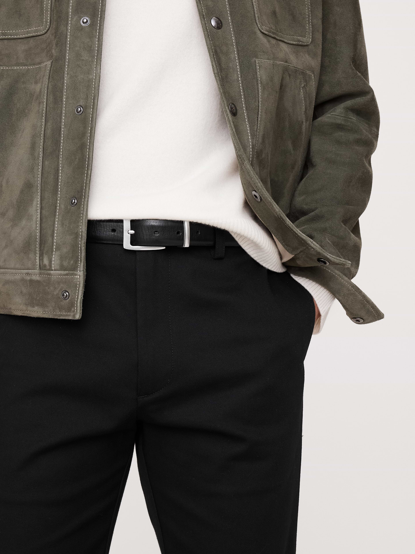L'image numéro 3 présente Chino étroit en tissu italien extensible