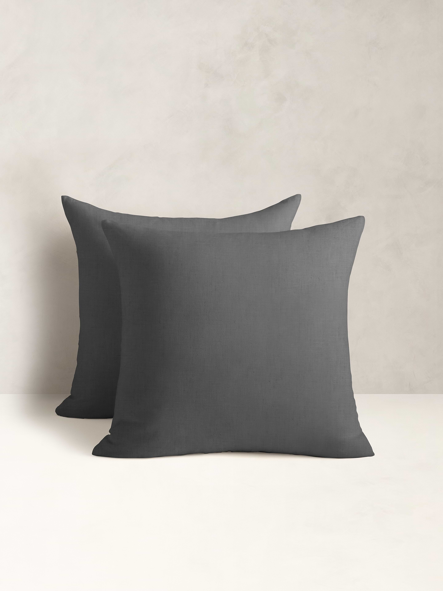 Image number 1 showing, Fine Linen Sham Set