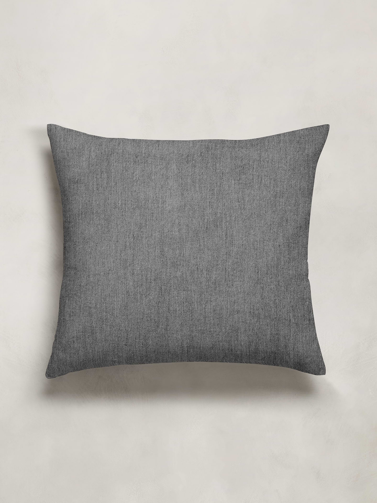 Image number 2 showing, Cotton-Cashmere-Silk Sham Set