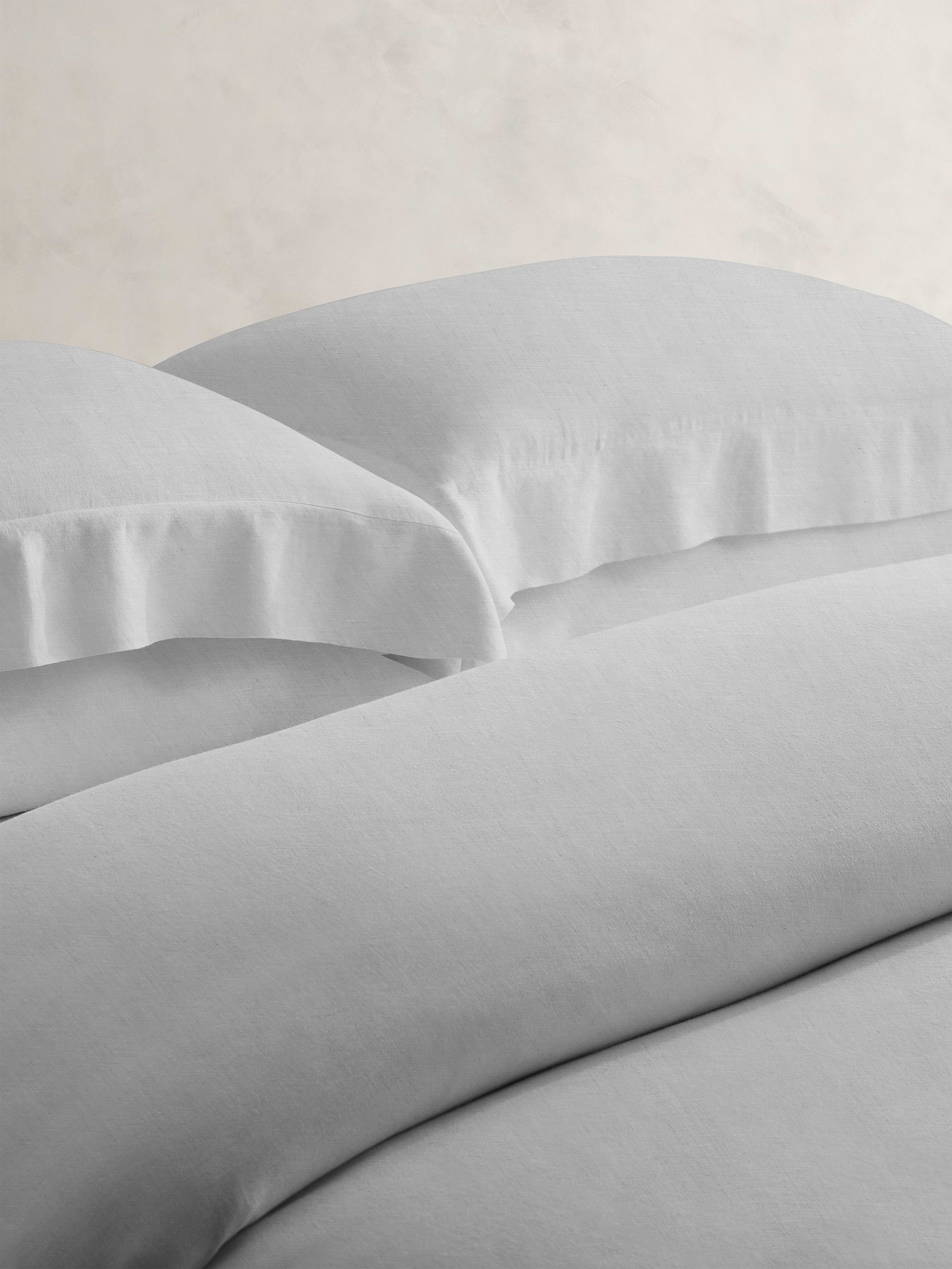 Image number 2 showing, Fine Linen Duvet Cover