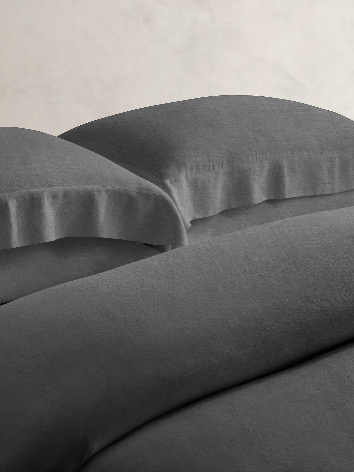 Image number 4 showing, Fine Linen Duvet Cover
