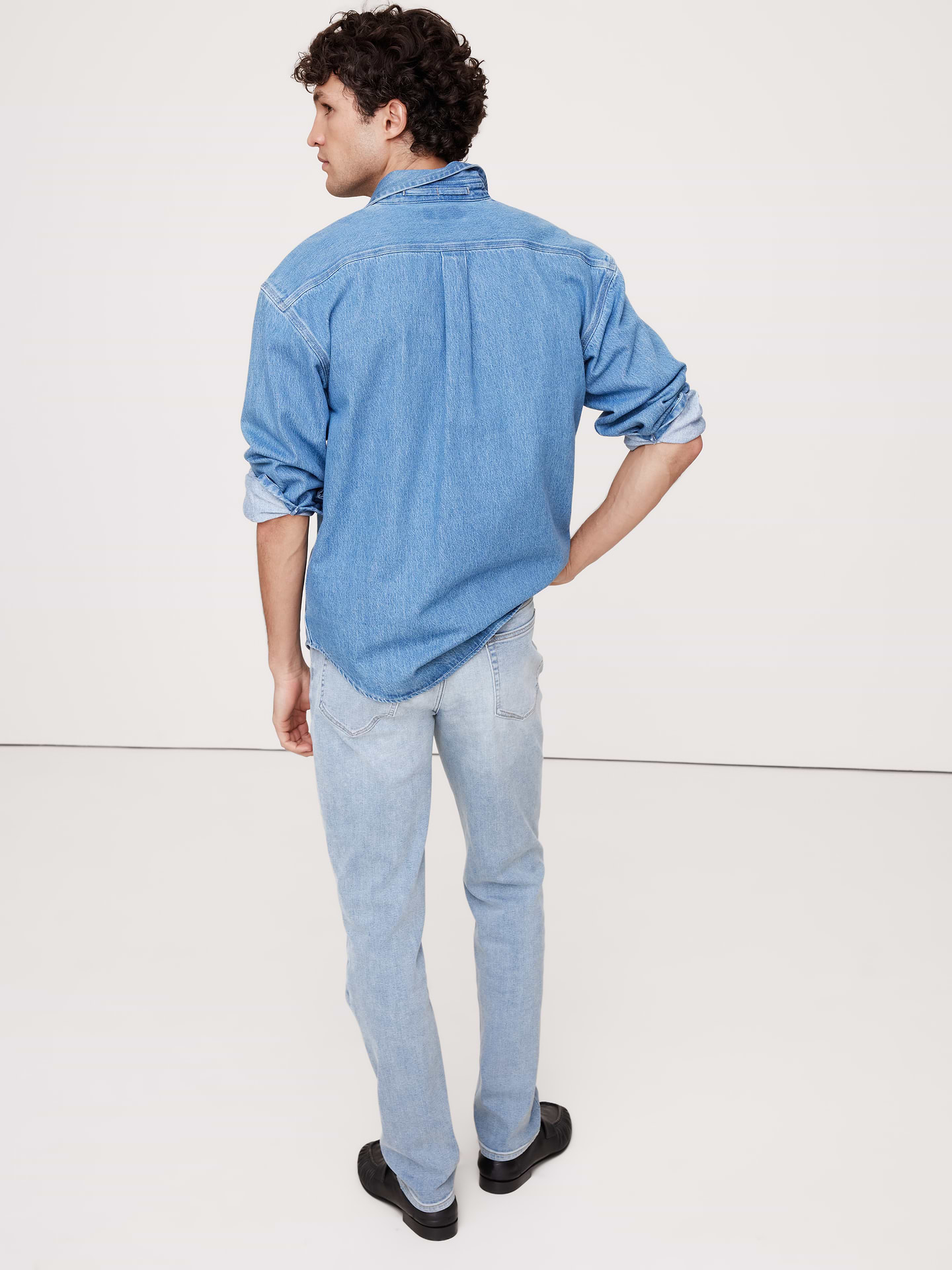 Image number 7 showing, Slim Luxe Traveler Jean