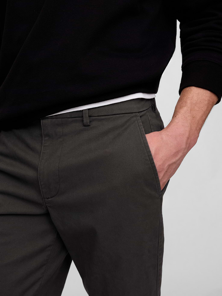Image number 5 showing, GapFlex Essential Khakis in Straight Fit