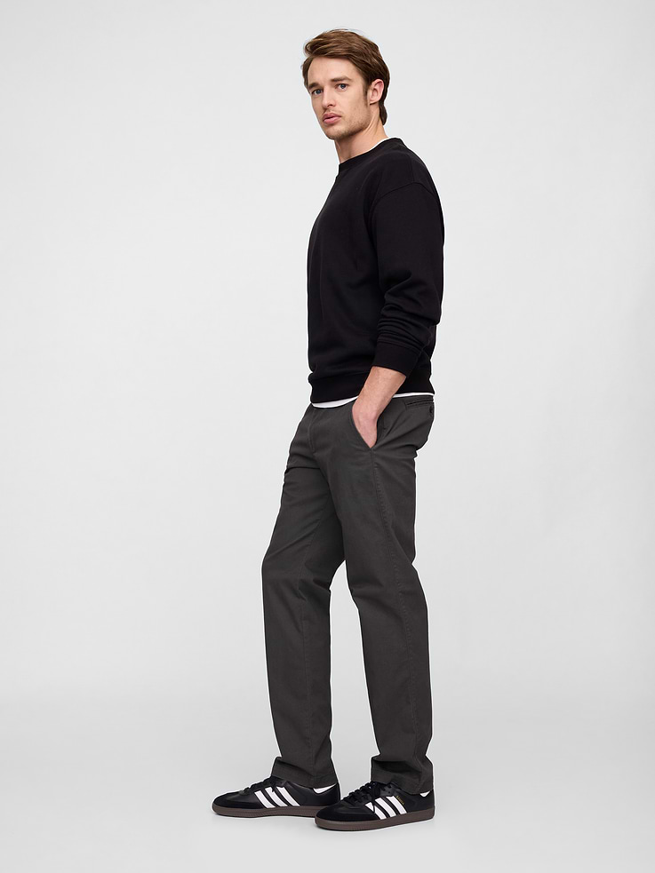 Image number 4 showing, GapFlex Essential Khakis in Straight Fit
